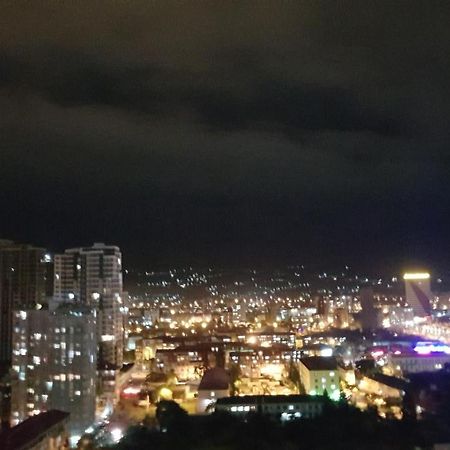 Sky-G Sea View Apartment Batumi Esterno foto