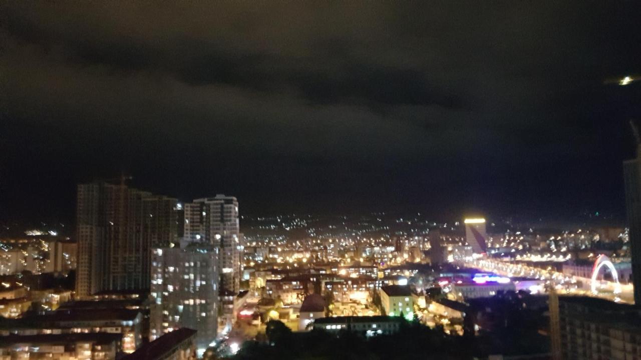 Sky-G Sea View Apartment Batumi Esterno foto