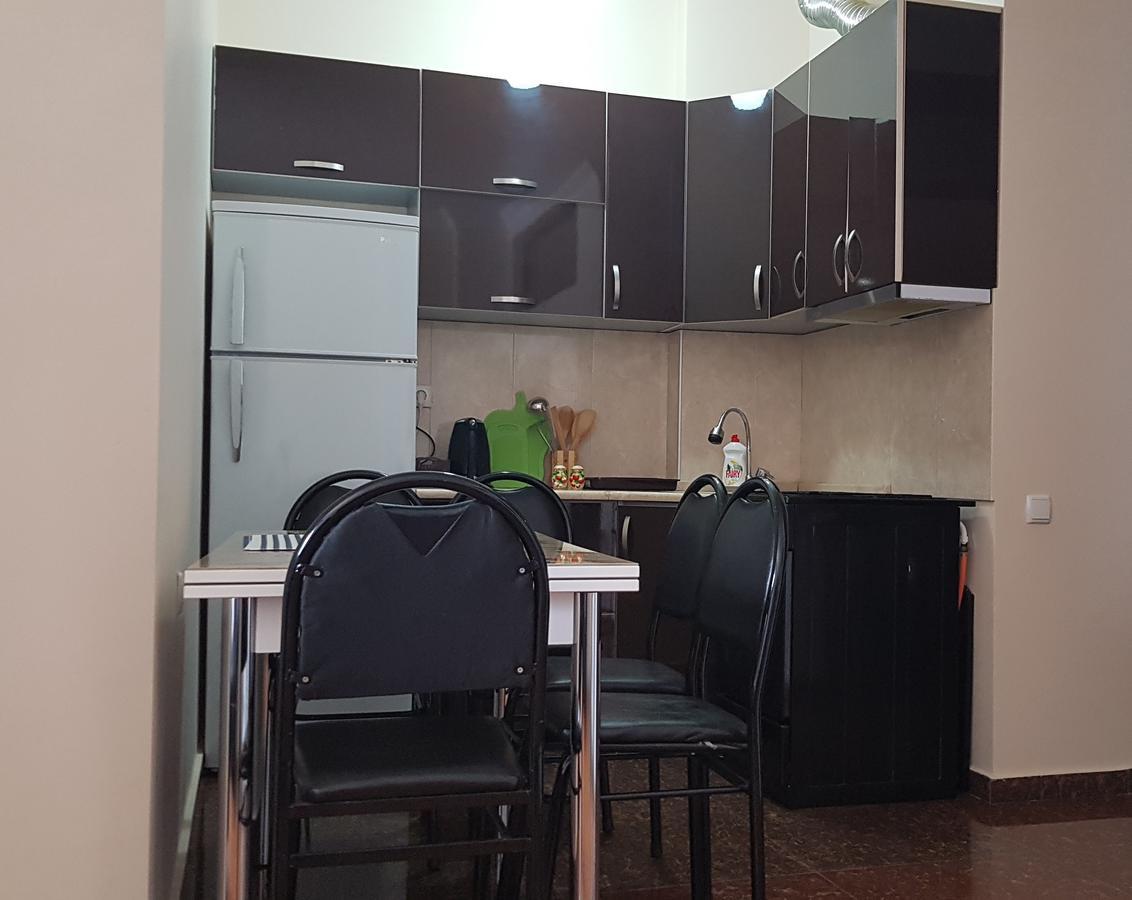 Sky-G Sea View Apartment Batumi Esterno foto