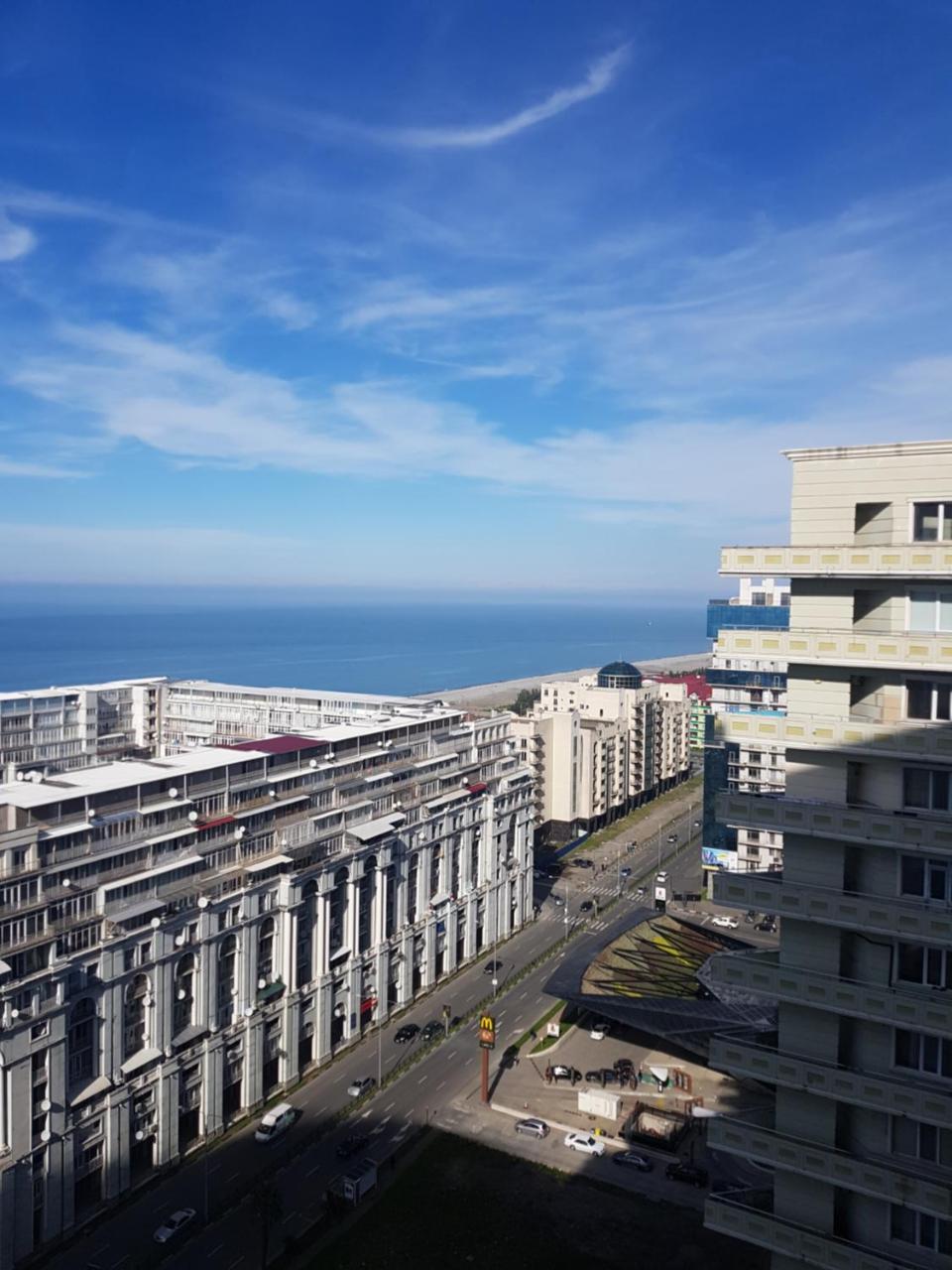 Sky-G Sea View Apartment Batumi Esterno foto