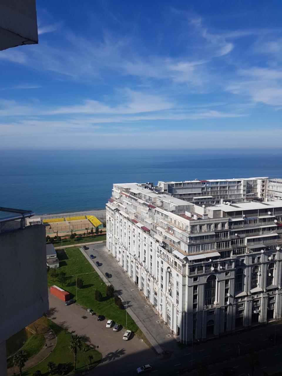 Sky-G Sea View Apartment Batumi Esterno foto