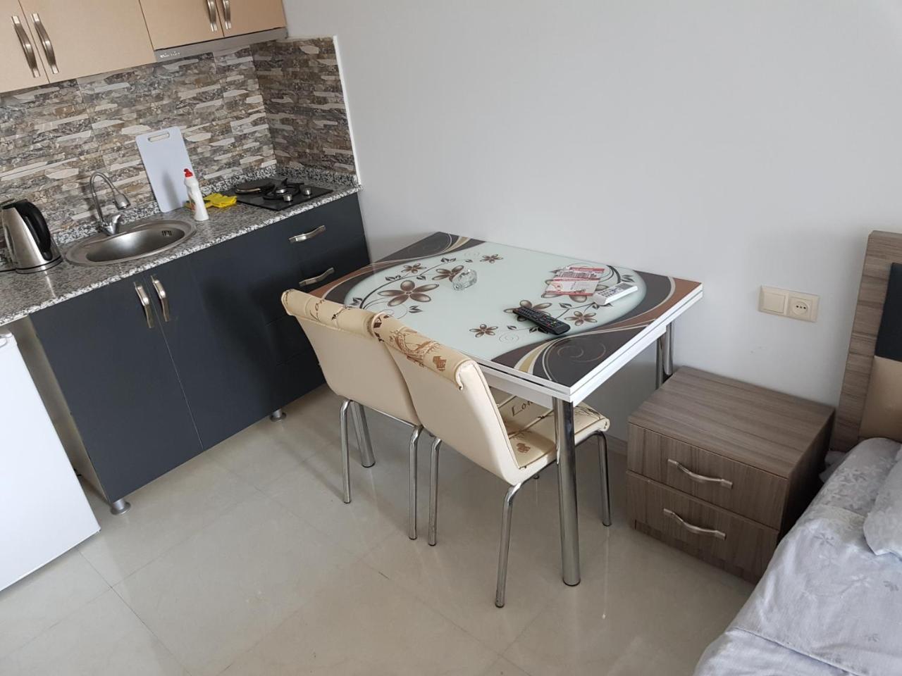Sky-G Sea View Apartment Batumi Esterno foto